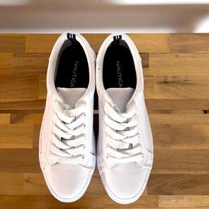 Never worn - Nautica Women Fashion Sneaker Casual Shoes -Steam (Lace-Up/Slip On)